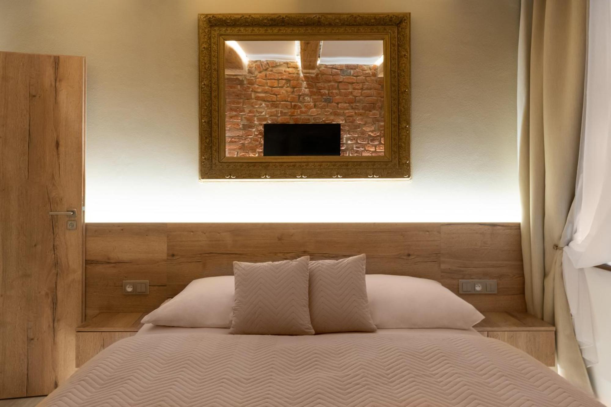 White Wolf Boutique Apartments Olomouc Luaran gambar