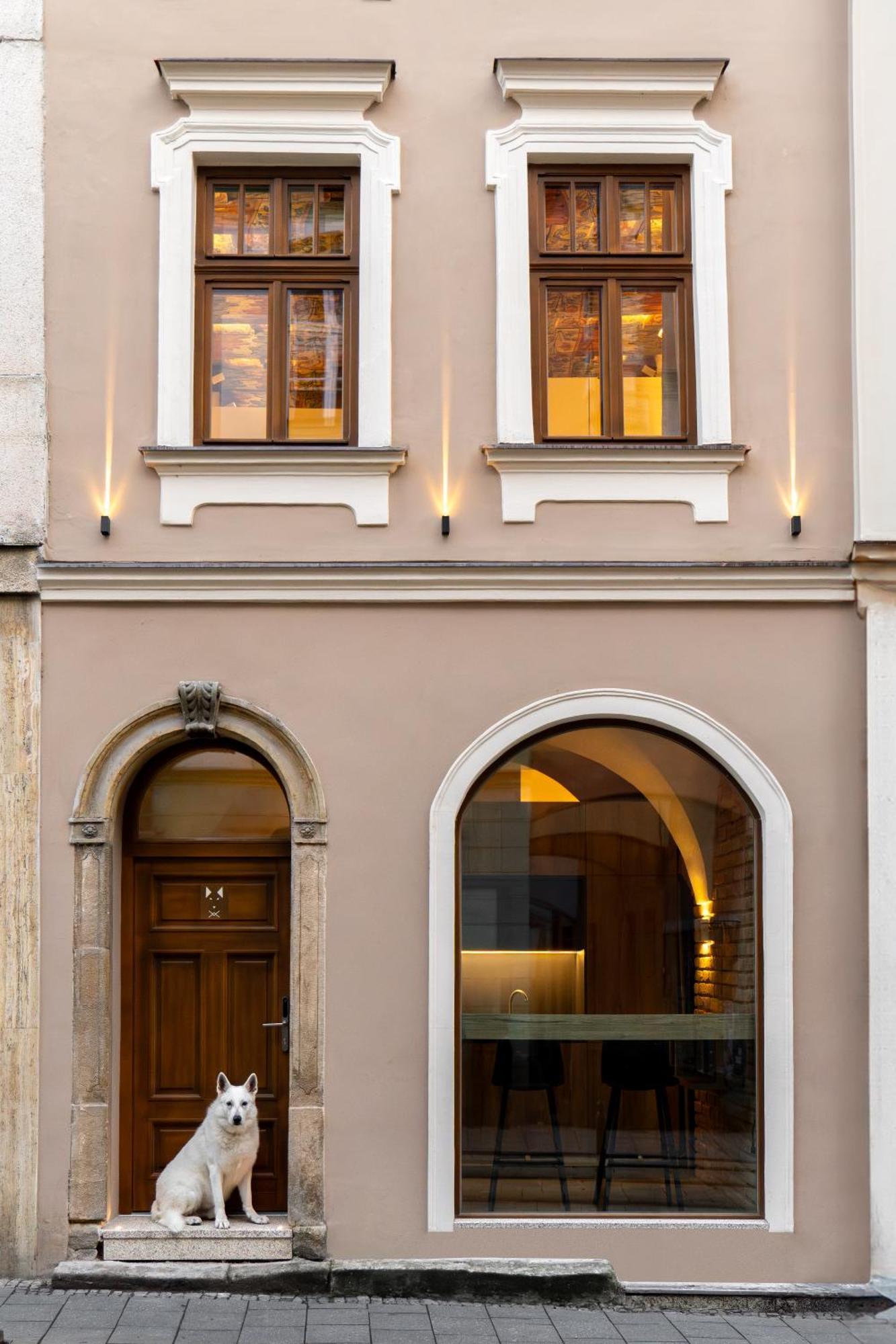 White Wolf Boutique Apartments Olomouc Luaran gambar